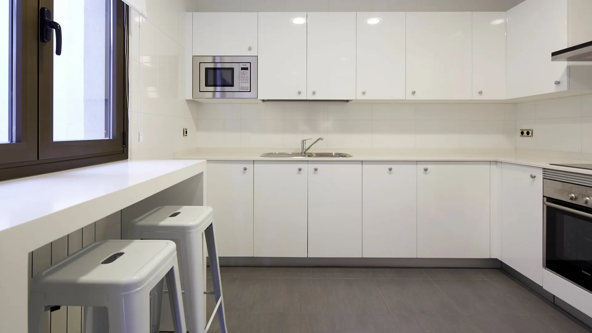 Jade By Feelfree Rentals San Sebastián 0*,  Spanien